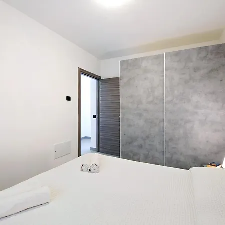 4 * Nesso