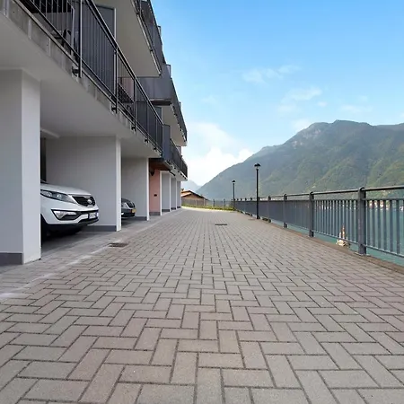 Appartement 4 *